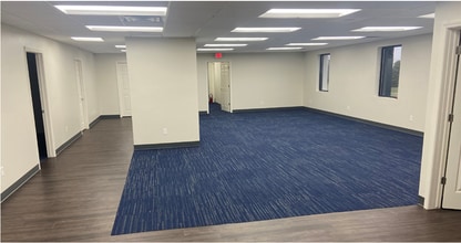 9900 Harrison, Romulus, MI à louer Photo intérieure- Image 2 de 8