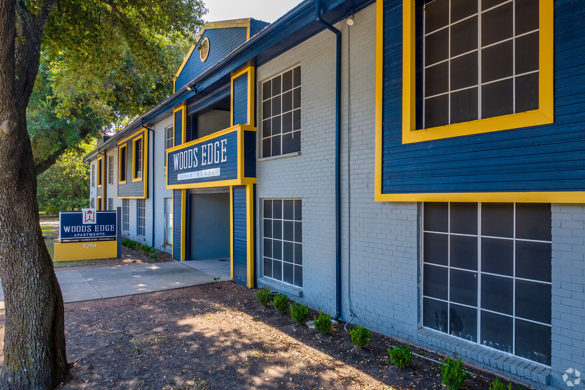 2710 W Walnut St, Garland, TX for sale Primary Photo- Image 1 of 1