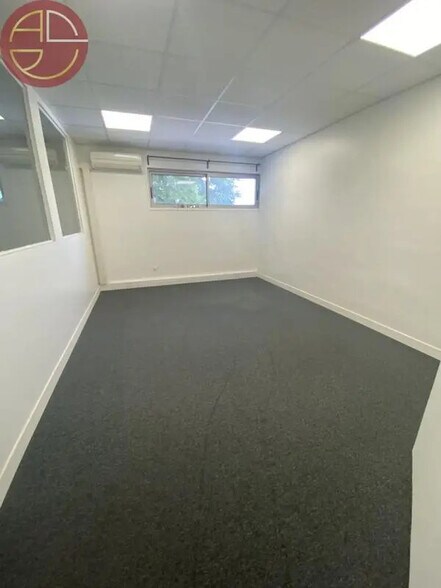 Office in Balma for lease - Interior Photo - Image 3 of 7