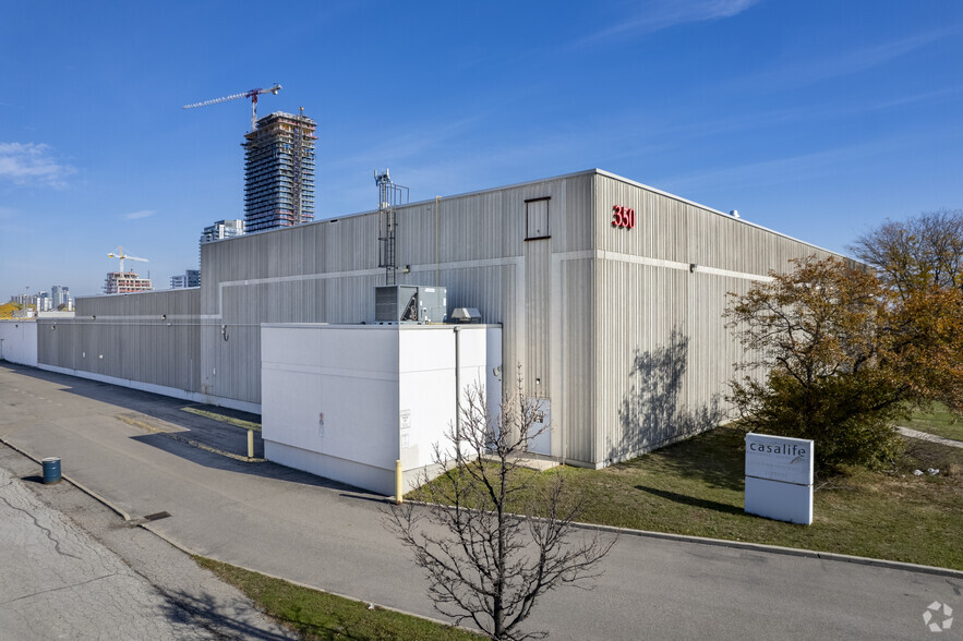 350 Evans Ave, Toronto, ON for lease - Building Photo - Image 3 of 5