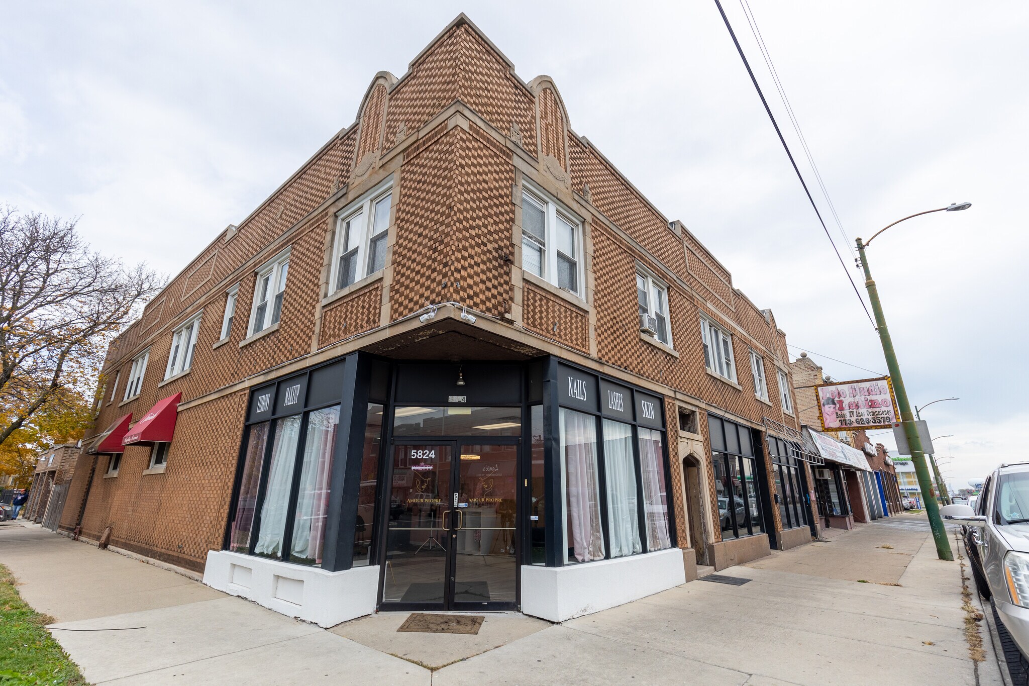 5820-5824 W Roosevelt Rd, Chicago, IL à vendre Photo du bâtiment- Image 1 de 22