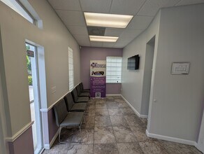 3600-3650 Forest Hill Blvd, West Palm Beach, FL à louer Photo intérieure- Image 2 de 5