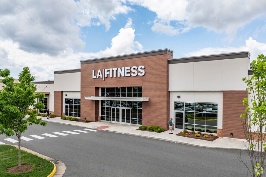 494 Elden St, Herndon, VA for lease - Building Photo - Image 2 of 10