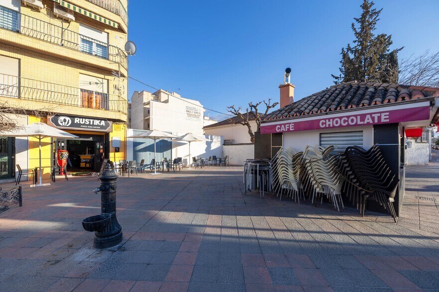 Terrain dans Armilla, Granada à vendre - Photo du bâtiment - Image 2 de 26
