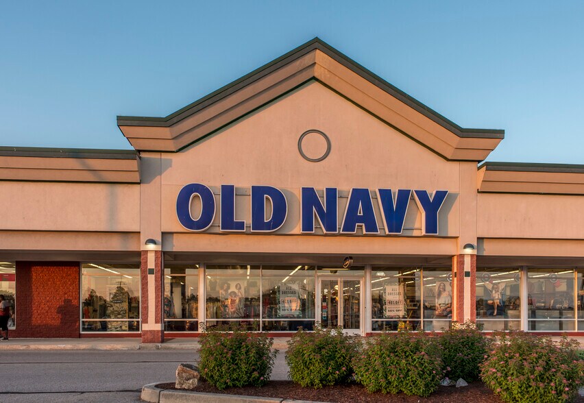 199 JT Connell Hwy, Newport, RI à louer - Photo du bâtiment - Image 3 de 8