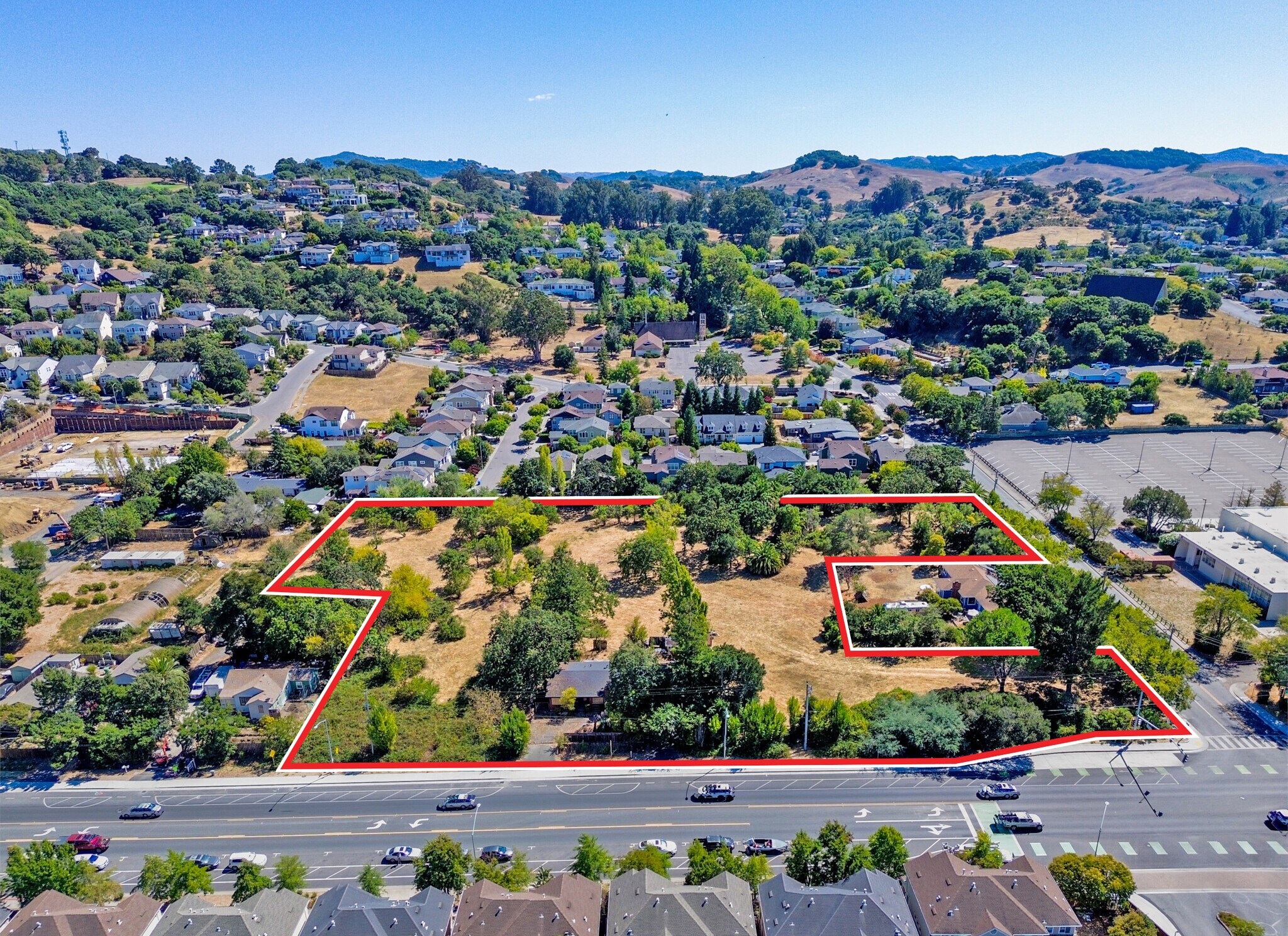1280 Petaluma Blvd S, Petaluma, CA à vendre Photo du bâtiment- Image 1 de 7