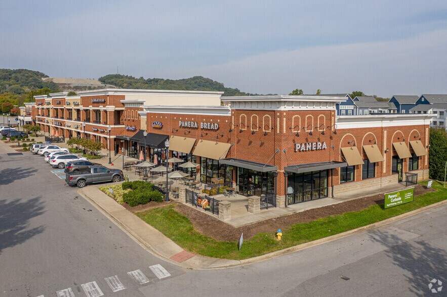 3046 Columbia Ave, Franklin, TN for sale - Primary Photo - Image 1 of 1
