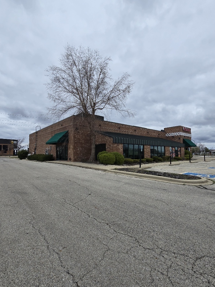 927 S Route 51, Forsyth, IL for lease Building Photo- Image 1 of 3