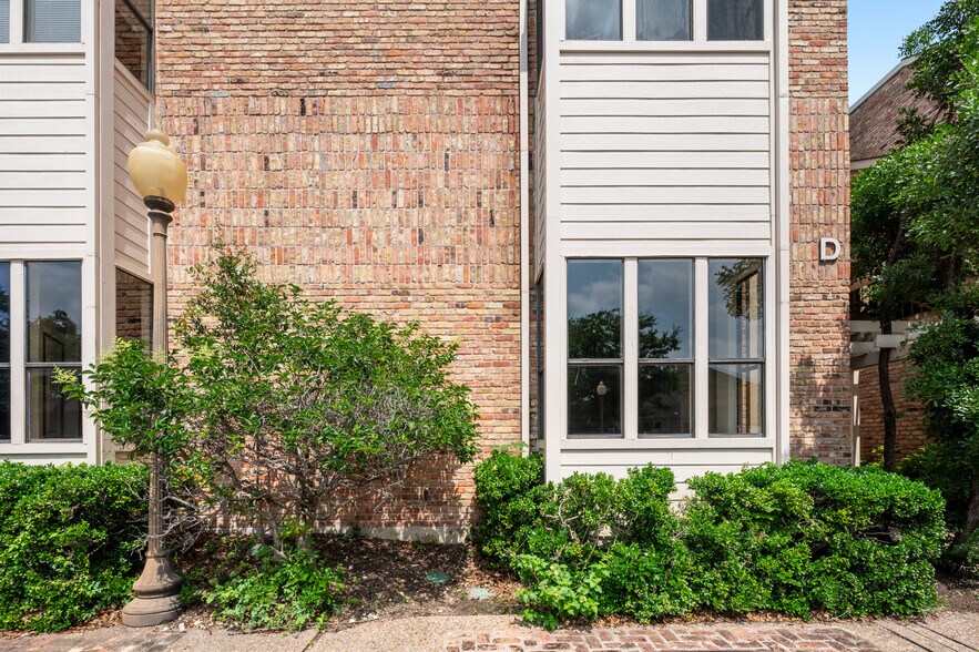 3624 North Hills Dr, Austin, TX à vendre - Photo du bâtiment - Image 2 de 29