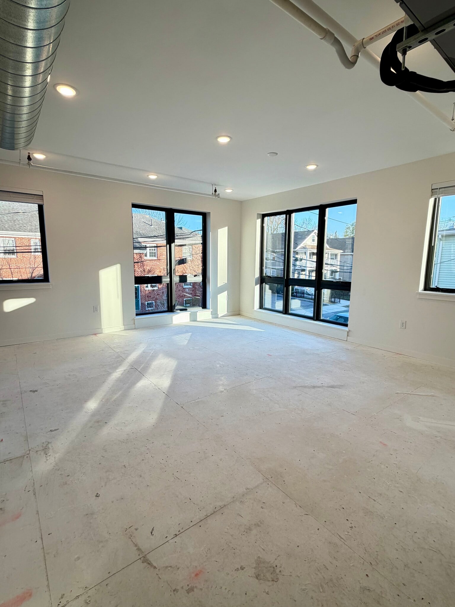 80 Broadway, Arlington, MA for lease Interior Photo- Image 1 of 12