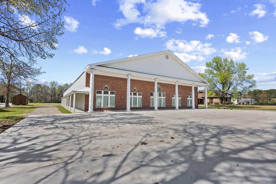 69 Jessamine Ave, Georgetown, SC for sale - Building Photo - Image 2 of 69