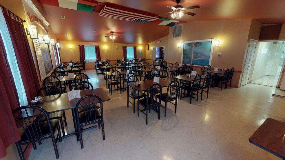 3885 US Highway 62, Calvert City, KY à vendre - Photo du bâtiment - Image 2 de 2