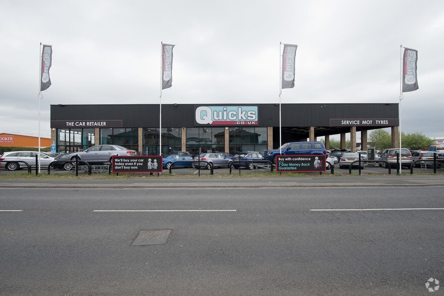 3 Audax Rd, York for lease - Building Photo - Image 3 of 7