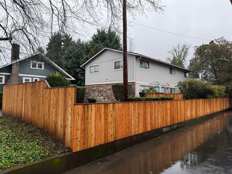 1822 SE Ash St, Portland, OR for sale - Building Photo - Image 2 of 20