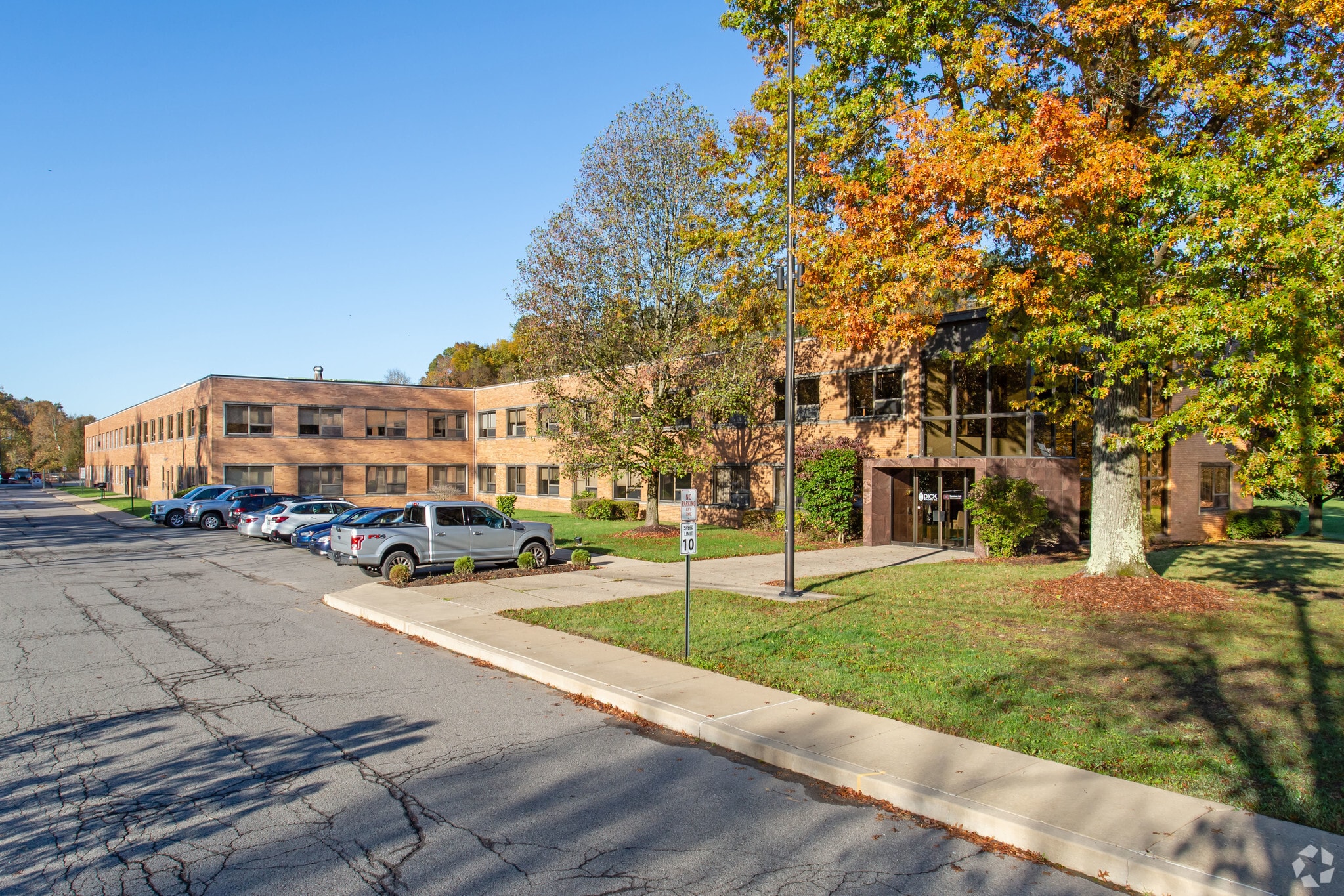 1900 Route 51, Jefferson Hills, PA for lease Primary Photo- Image 1 of 13
