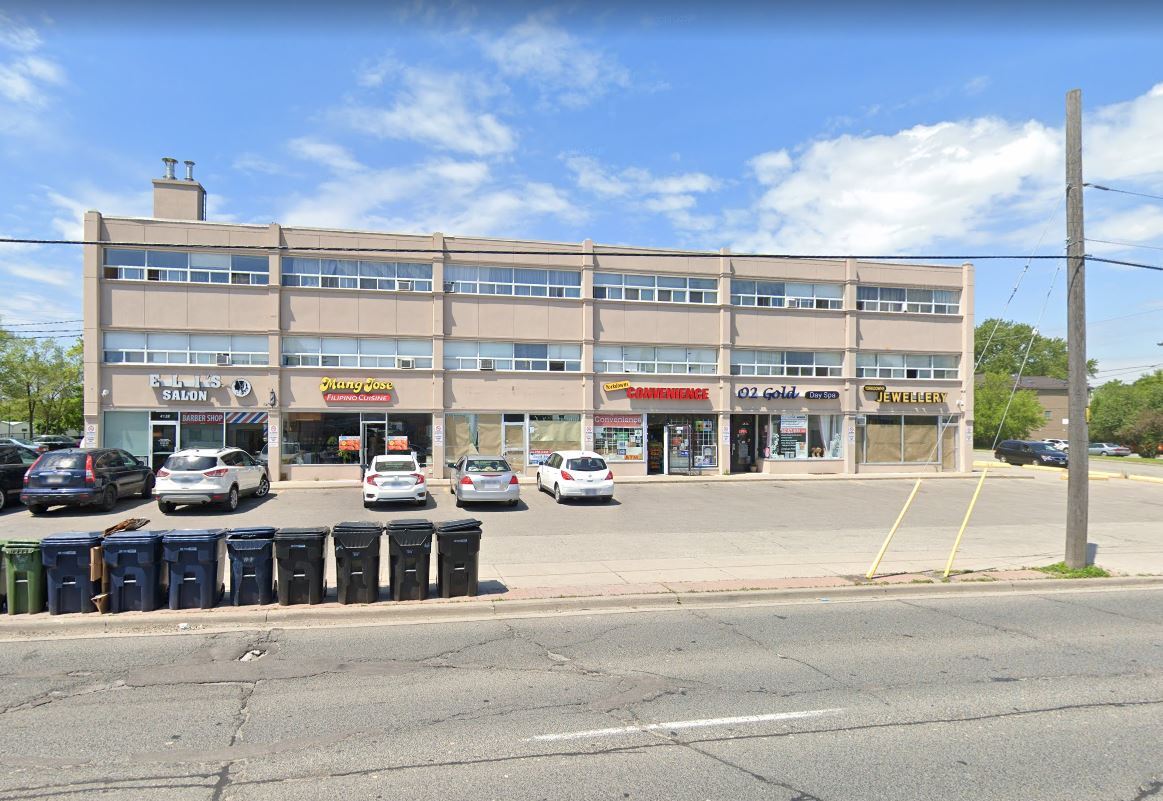 4130-4140 Bathurst St, Toronto, ON à vendre Photo principale- Image 1 de 1