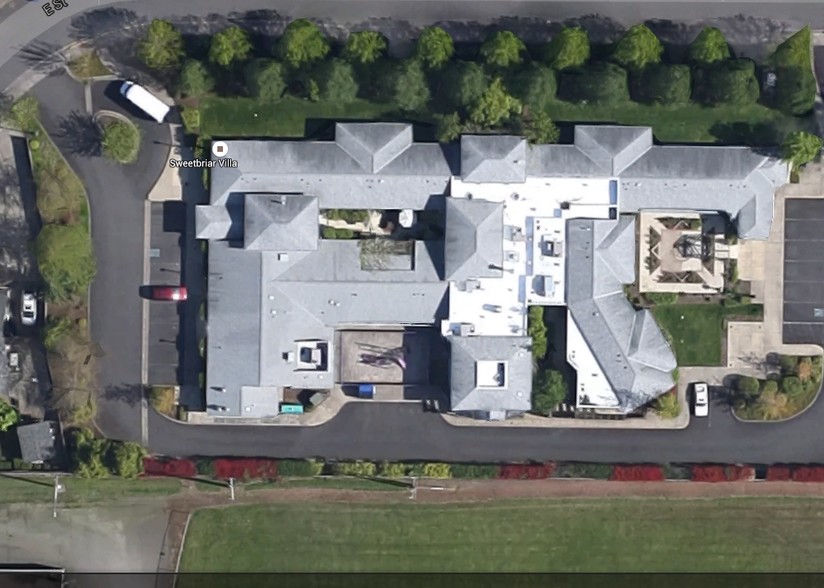 6135 E St, Springfield, OR for sale - Aerial - Image 2 of 10