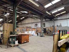 Cemetery Rd, Manchester for sale - Interior Photo - Image 2 of 5