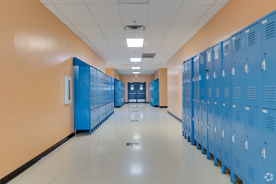 280 S Memorial Dr, Tulsa, OK à louer - Photo intérieure - Image 3 de 25