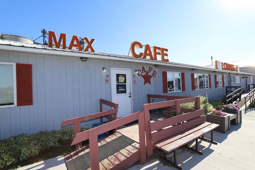 111 Main Street, Max, ND for sale - Primary Photo - Image 1 of 1