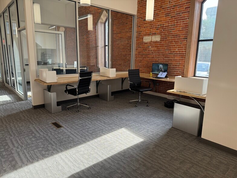 520 S Calhoun St, Fort Wayne, IN à louer - Photo intérieure - Image 3 de 5