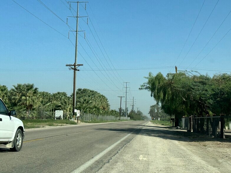 60504 Jackson St, Thermal, CA à vendre - Photo du bâtiment - Image 3 de 8