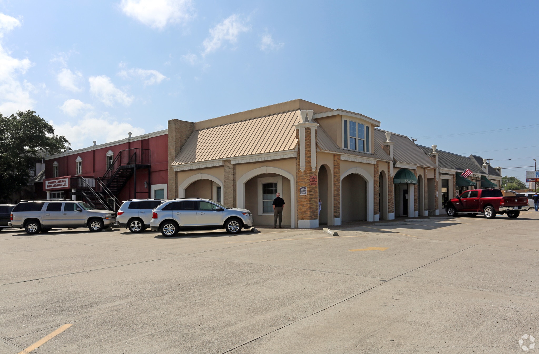 1000 Block Santa Fe, Corpus Christi, TX for lease Primary Photo- Image 1 of 5