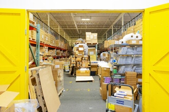 202-206 Pegasus Ave, Northvale, NJ à louer Photo intérieure- Image 2 de 2