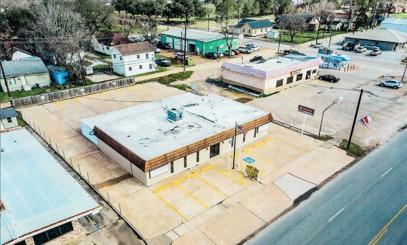 2409 7th St, Bay City, TX à louer Photo du bâtiment- Image 1 de 13