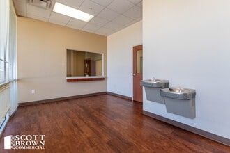 3400 Corinth Pky, Corinth, TX for lease Interior Photo- Image 2 of 10