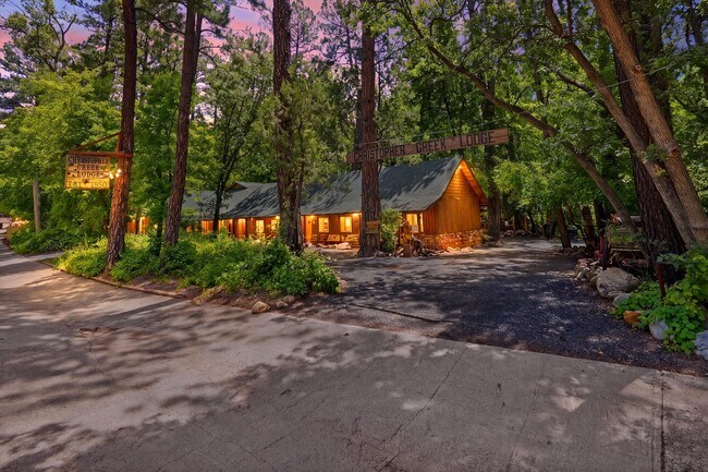 More details for 1355 E Christopher Creek Loop, Payson, AZ - Hospitality for Sale