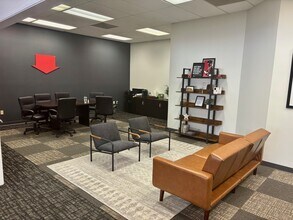 100-172 W Springbrook Dr, Johnson City, TN à louer Photo intérieure- Image 1 de 6