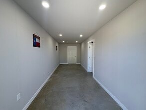 2338 Fort Worth St, Grand Prairie, TX à vendre Photo intérieure- Image 1 de 4