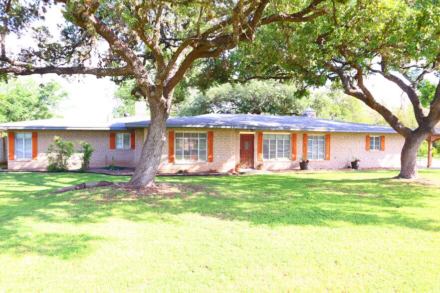 310 Pfeil Rd, Cibolo, TX à vendre - Photo principale - Image 1 de 1