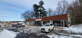 Plus de détails pour 828 Wolcott St, Waterbury, CT - Commerce de détail à vendre
