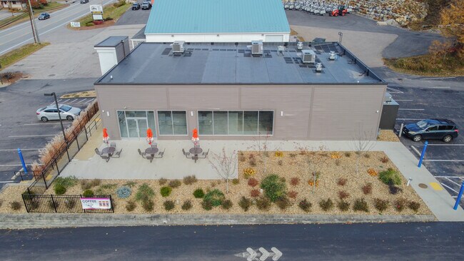 More details for 223 Daniel Webster Hwy, Belmont, NH - Retail for Lease