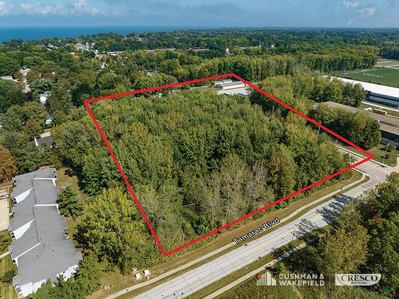 1600 Lost Nation Rd, Willoughby, OH à vendre - Photo du bâtiment - Image 2 de 5