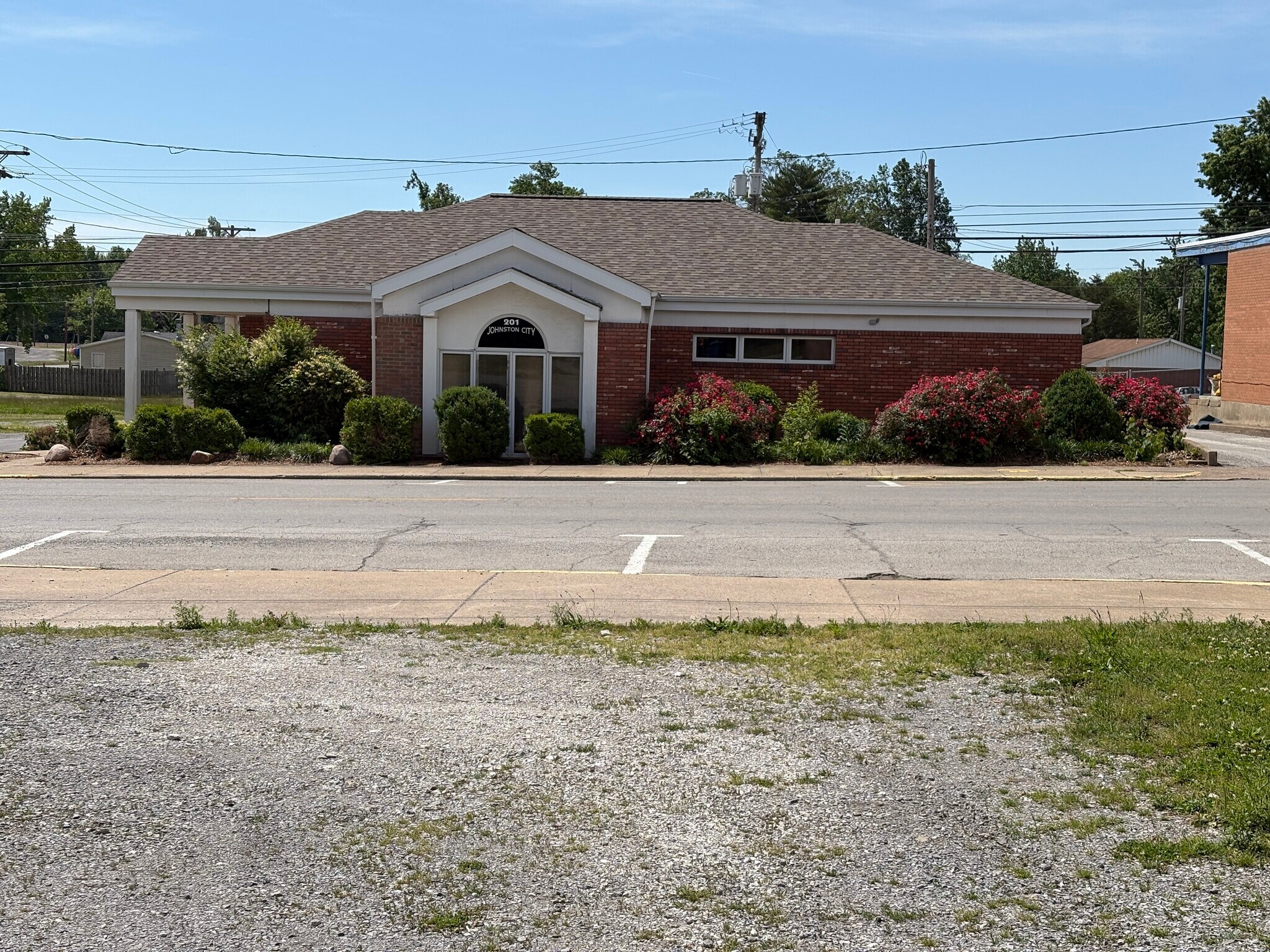 201 W Broadway Blvd, Johnston City, IL à vendre Photo du bâtiment- Image 1 de 23