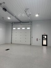 1106 S 34th St, Norfolk, NE for lease Interior Photo- Image 2 of 2