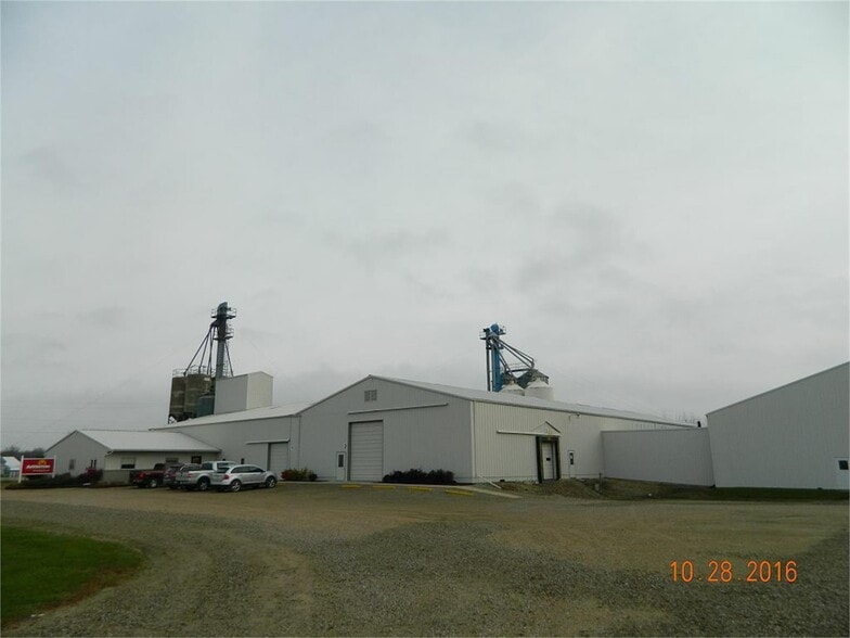 1691 US-65, Hampton, IA for sale - Primary Photo - Image 1 of 2