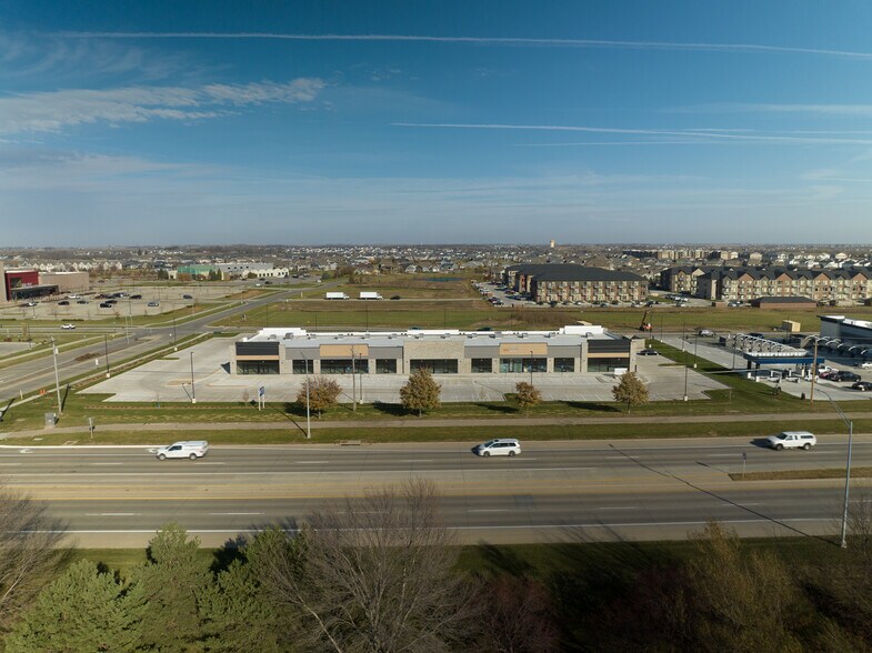 Prairie Crossing, Waukee, IA à vendre - Photo du bâtiment - Image 3 de 14