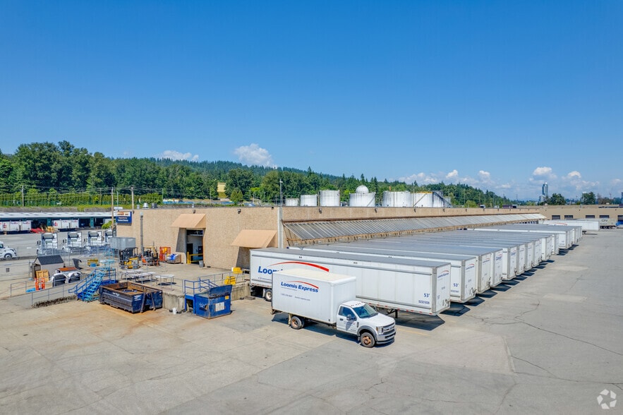 7867 Express St, Burnaby, BC à louer - Photo du bâtiment - Image 3 de 7