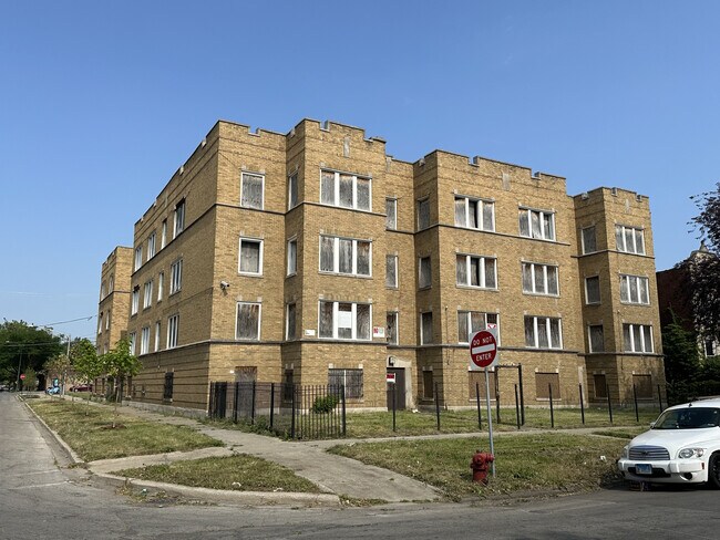 More details for 7250 S Emerald Ave, Chicago, IL - Multifamily for Sale