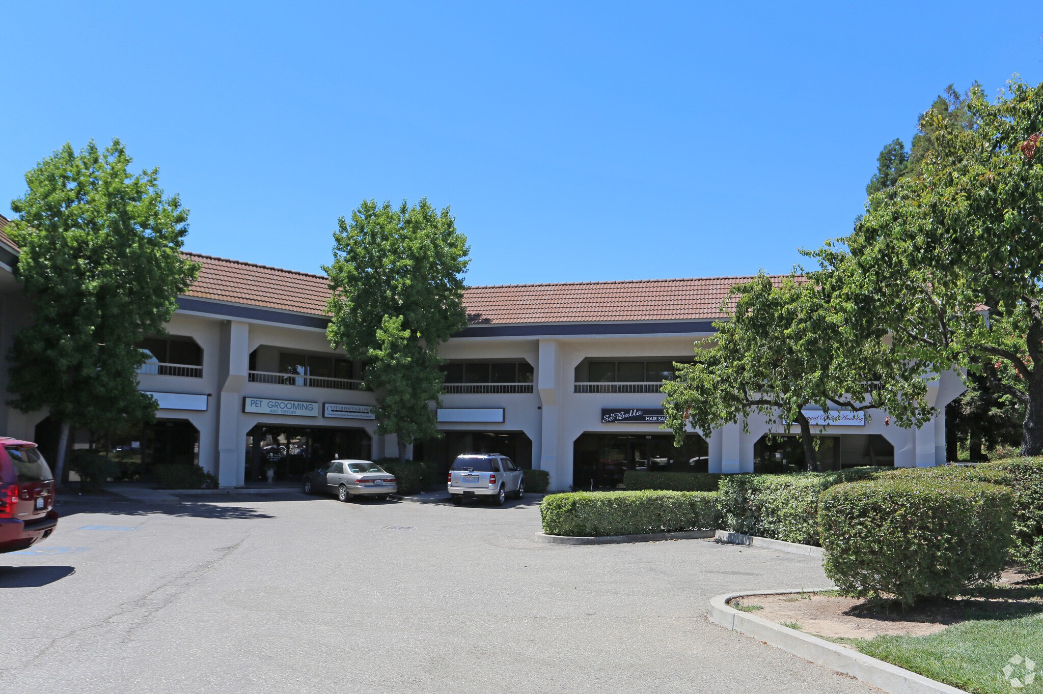 39 California Ave, Pleasanton, CA à louer Photo du bâtiment- Image 1 de 6