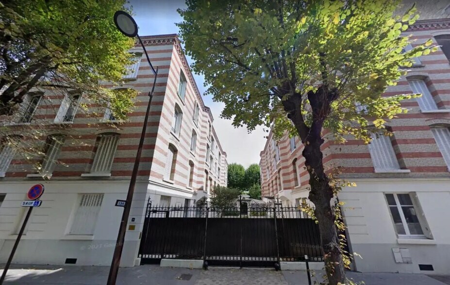 Bureau dans Neuilly-sur-Seine à vendre - Photo du bâtiment - Image 2 de 20