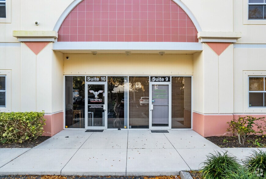 6301 Porter Rd, Sarasota, FL à louer - Photo du bâtiment - Image 3 de 4