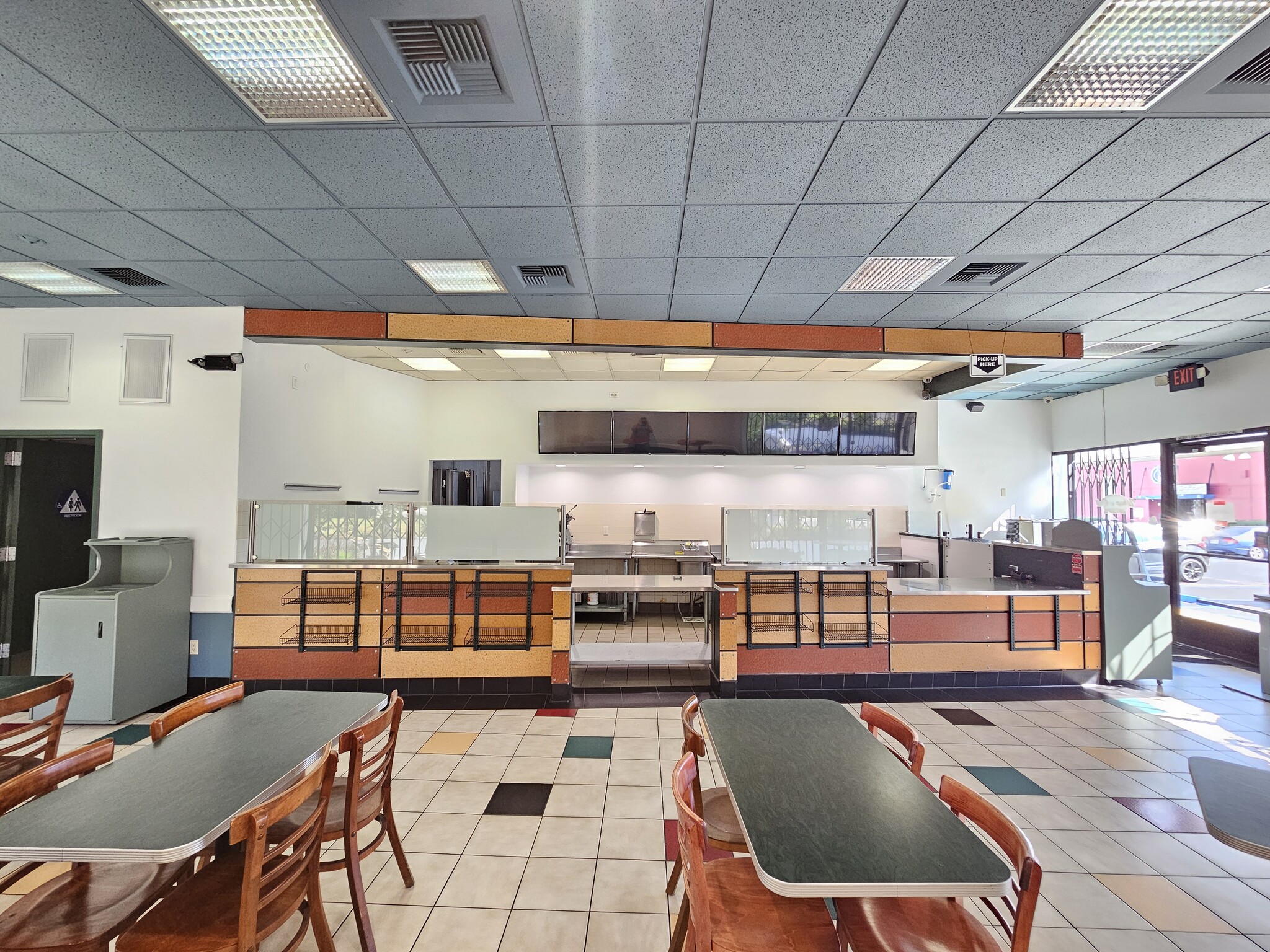 901 W Victoria St, Compton, CA for lease Interior Photo- Image 1 of 5