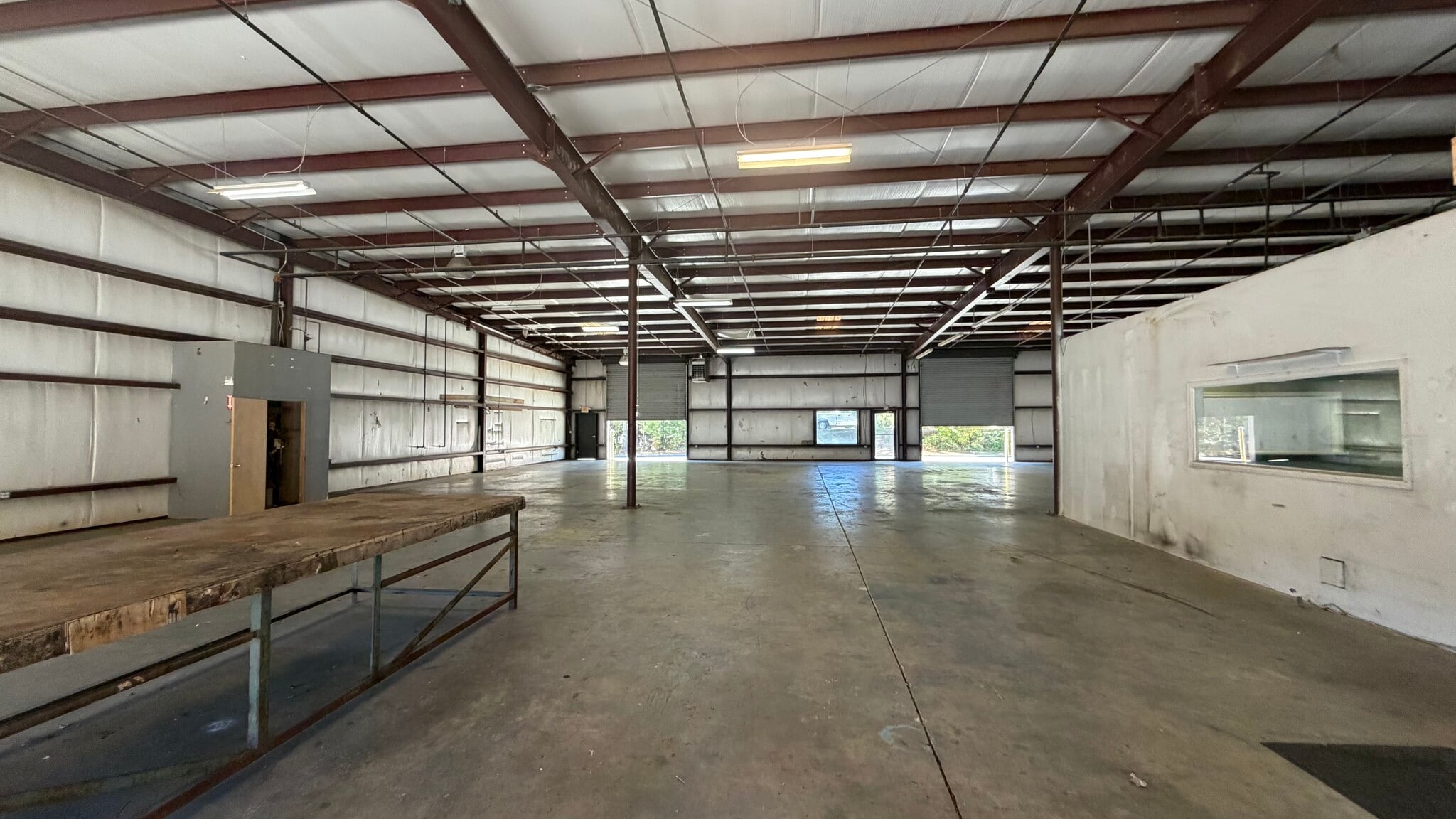 38 Southern Ct, Hiram, GA for lease Interior Photo- Image 1 of 8