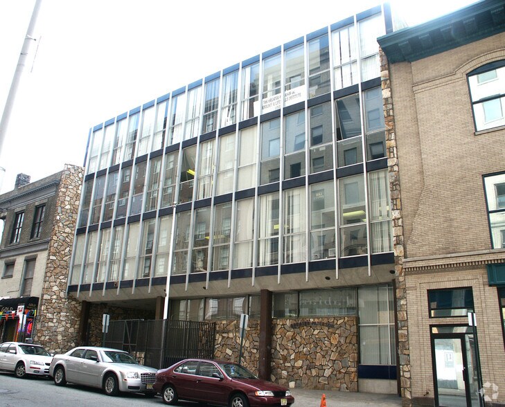 52-54 Church St, Paterson, NJ à vendre - Photo du bâtiment - Image 3 de 6