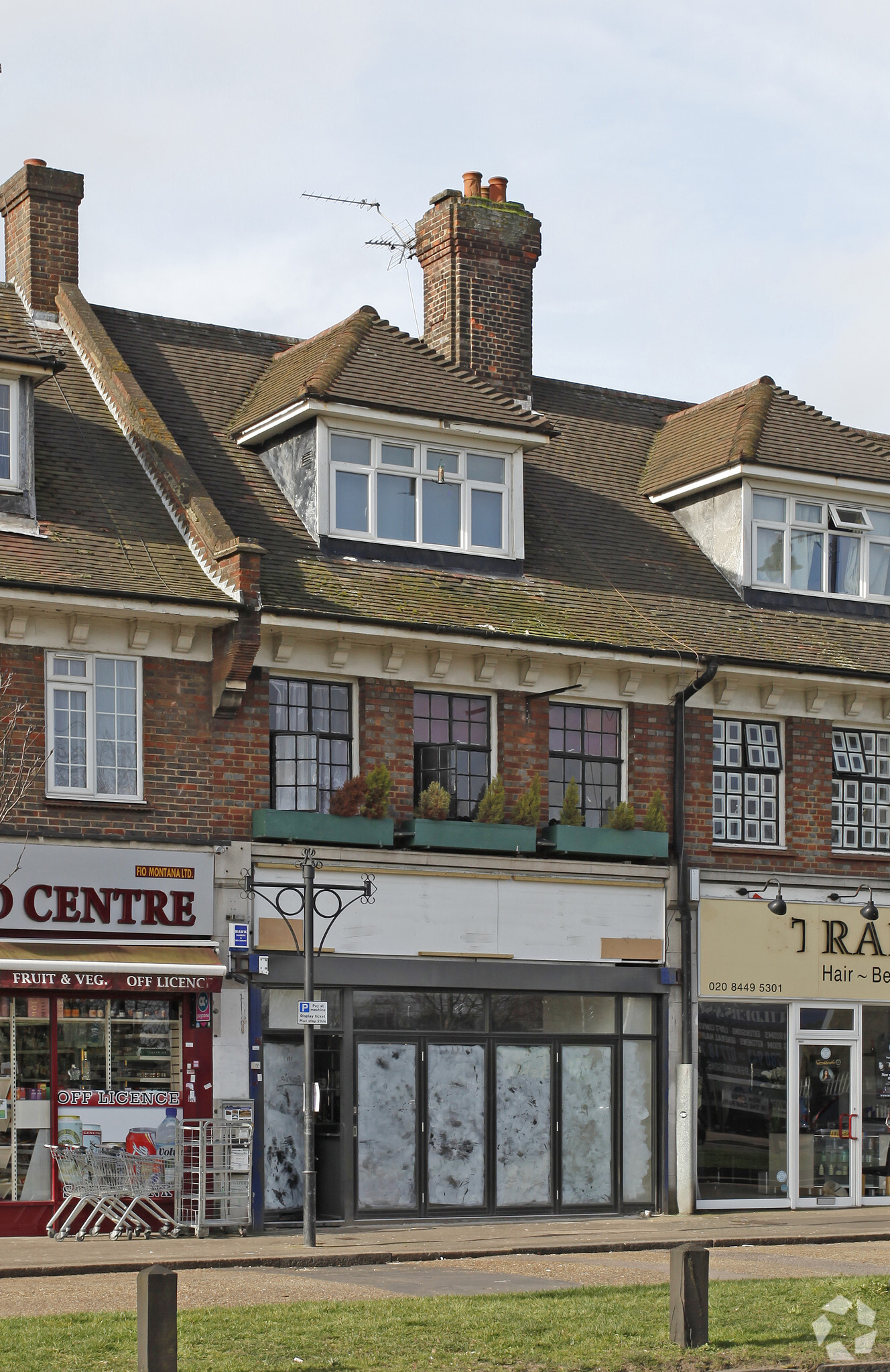 10-11 Cockfosters Rd, Barnet à vendre Photo principale- Image 1 de 1